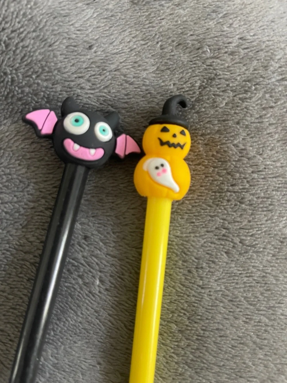 47 pcs Halloween Gel Ink Pens, Cute Pumpkin Bat Shape Pens, 2styles 47pcs nwt